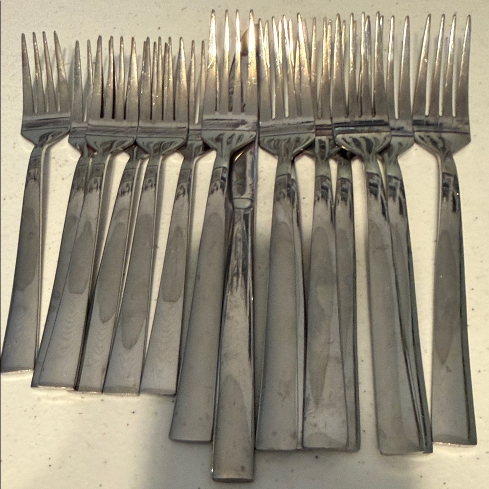 Stainless Steel Dinner Forks - Polished Silver Set